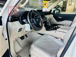 تۆیۆتا لاند کروزەر